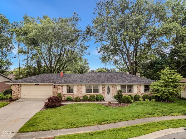4515 W Mission Ct, Columbus, IN 47203