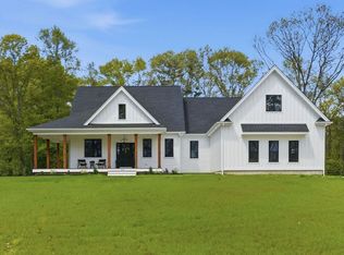 112 Broad St, Rehoboth, MA 02769