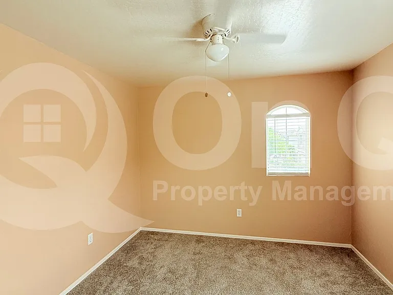 6022 N Florence Ave — Photo 12