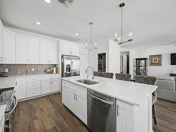 3rd image of 23020 W SKINNER Road