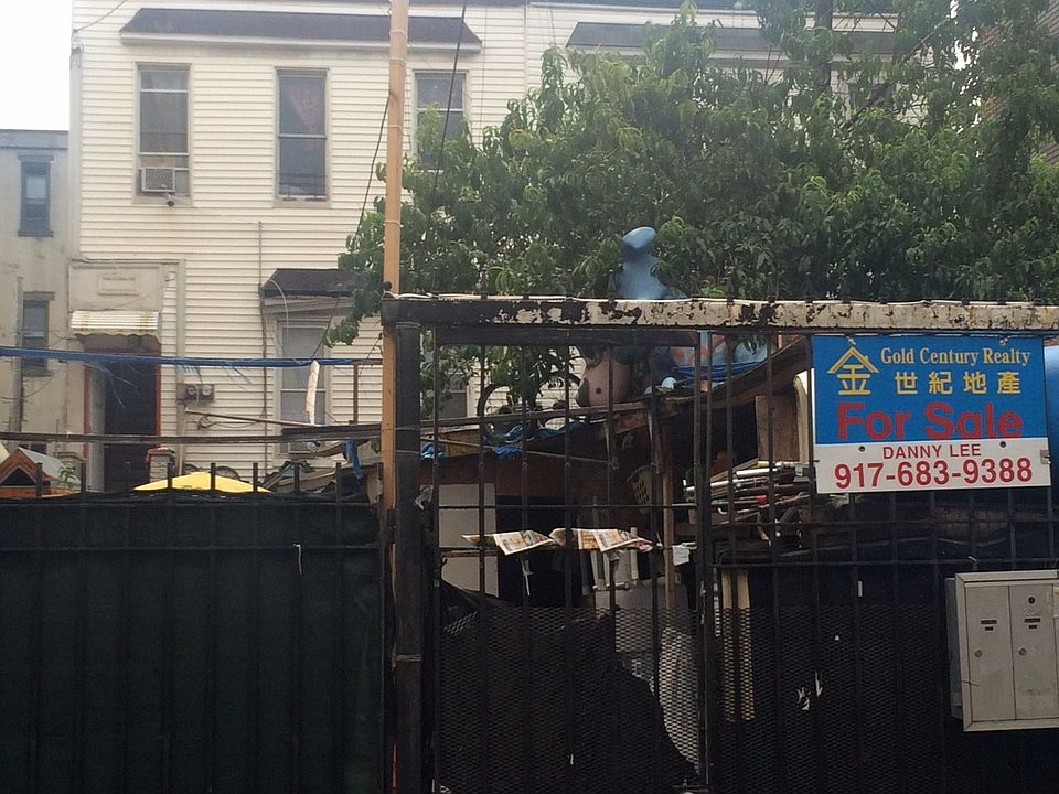 1st image of 298 Manahen Street #1