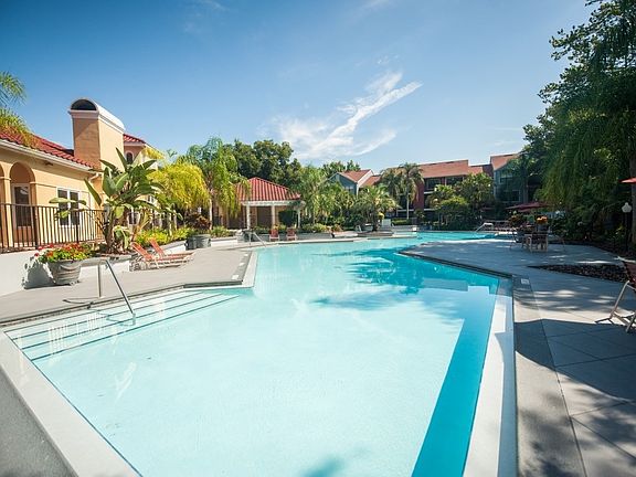 5th image of 8619 Bonaire Bay Ln APT 201