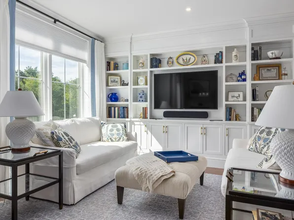 7 Willey Creek Road #207, Exeter, NH 03833