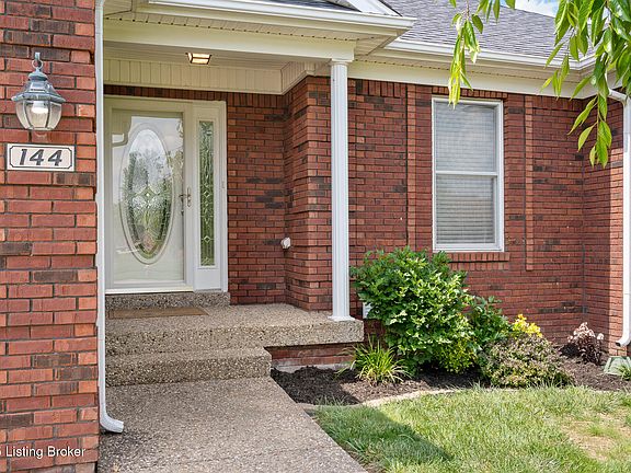 2nd image of 144 Bentwood Dr