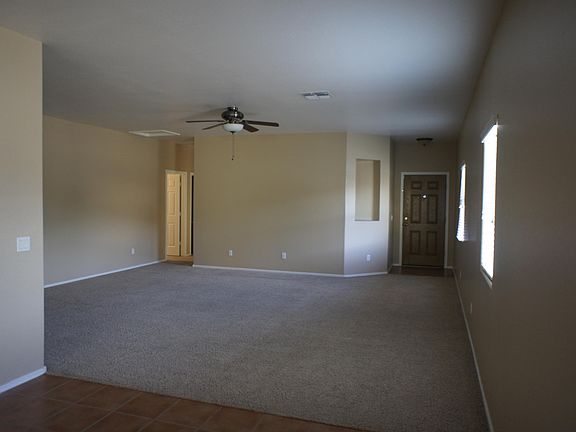 3rd image of 40925 N Parker Ct