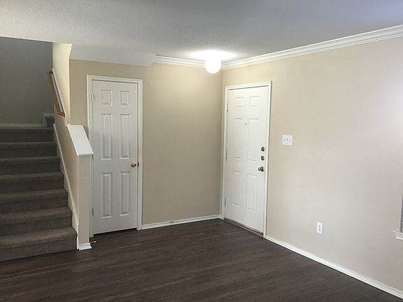 2nd image of 12114 Clear Hollow Ln