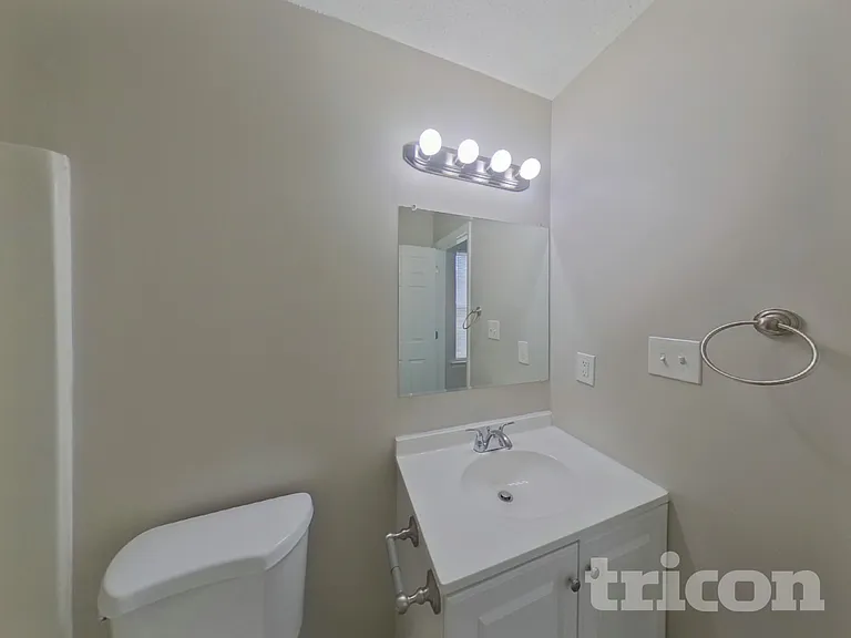 7112 Windsong Way — Photo 10