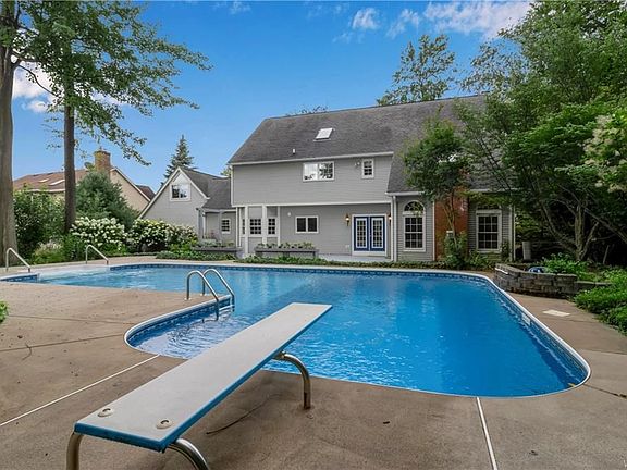2nd image of 6343 Pin Cherry Ct