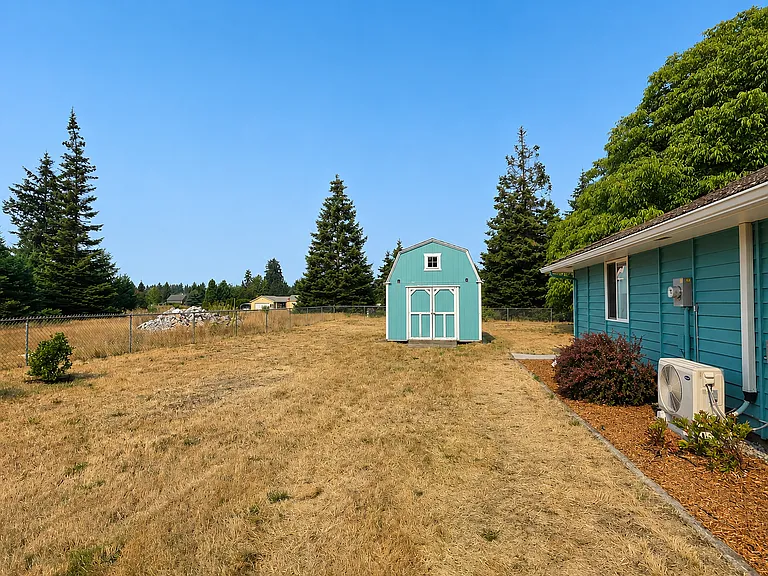 11741 Vail Rd SE — Photo 16