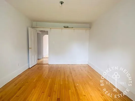 Rented by Brooklyn Heights Real Estate Inc | media 3