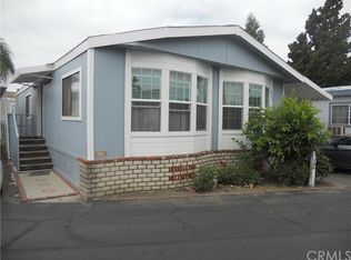 208 Vienna Dr, Santa Ana, CA 92703