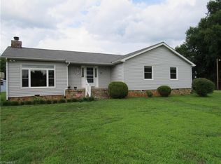531 Edgewood Dr, Liberty, NC 27298