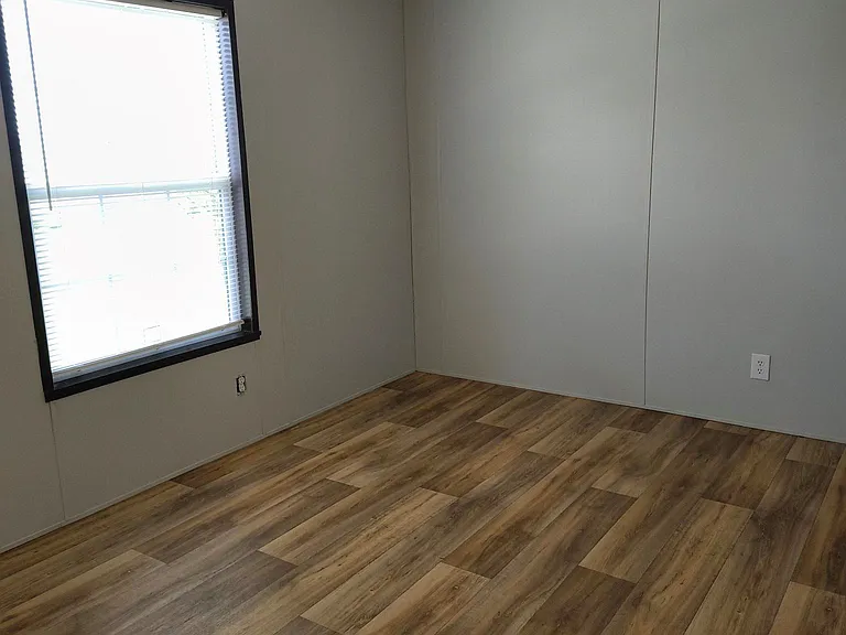 16 Burr Oak Dr — Photo 8