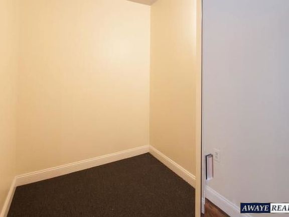 5th image of 682 Union St #3B