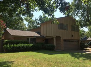 2420 Summer Place Dr, Irving, TX 75062