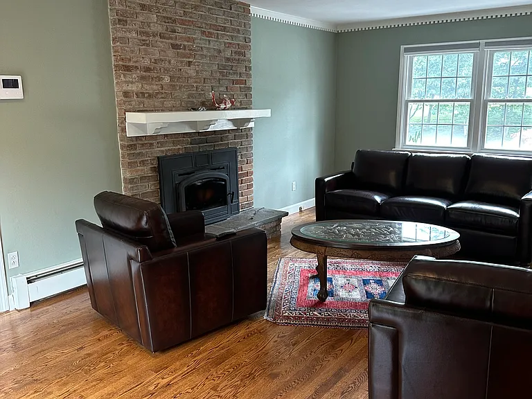 60 Sherwood Dr — Photo 7