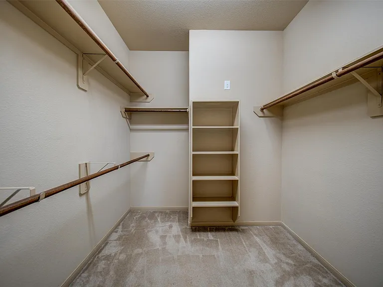 9214 Cavalier Ln — Photo 6