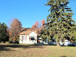 1860 W Duck Lake Rd, Muskegon, MI 49445