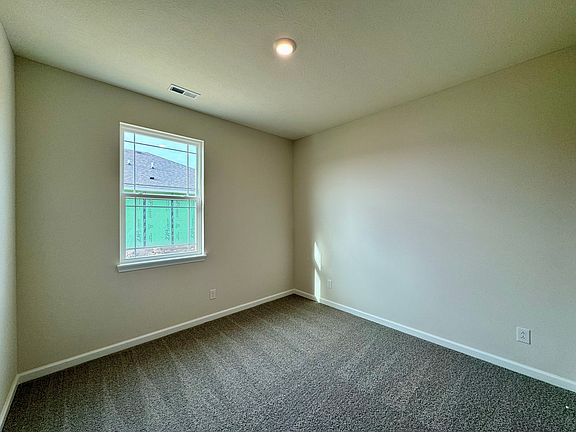 5th image of 6254 Tacoma Blvd