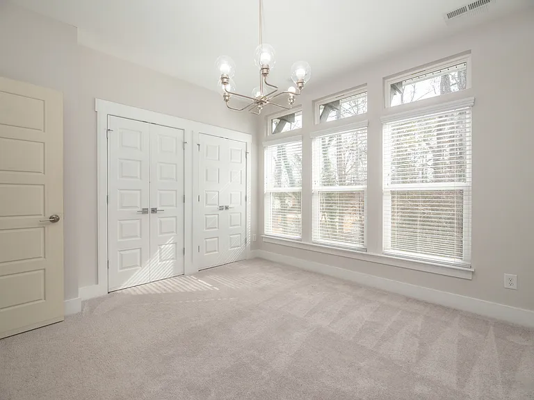 554 W End Dr — Photo 22
