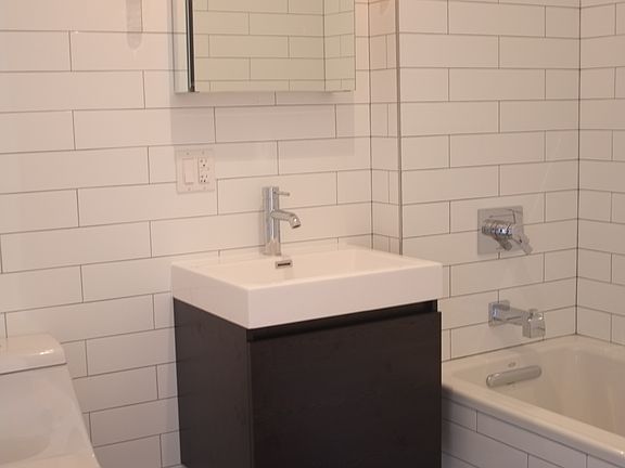 2nd image of 378 Macon St #2