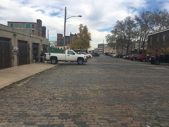2nd image of 2151 And 2153 E Sergeant St