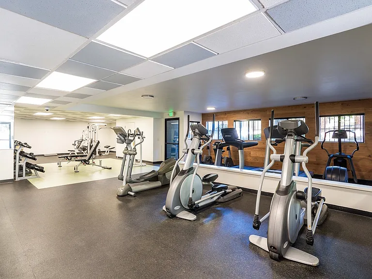 Renovated Fitness center | Creekwood | Apartments For Rent In Hayward CA