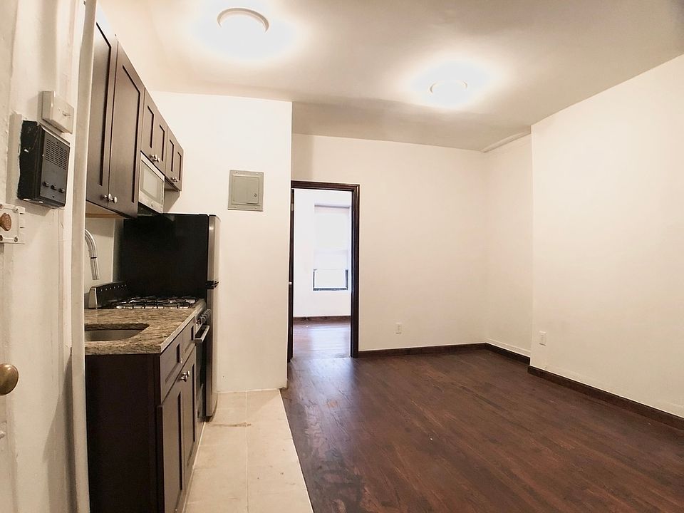 2nd image of 164 E 88th St #42FE