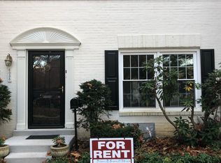 6038 Haverhill Ct, Springfield, VA 22152