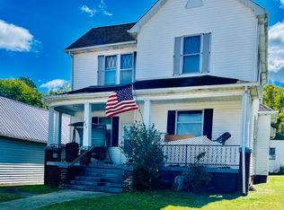 407 S Main St, Jellico, TN 37762