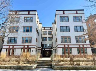 228 S Summit St APT B1, Iowa City, IA