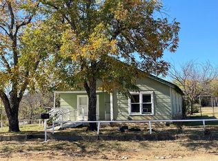 406 Virginia St, Graham, TX 76450
