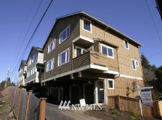 2512 NE 65th St APT F, Seattle, WA 98115