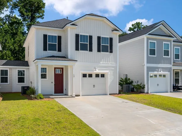 127 Hawthorne Landing Dr, Goose Creek, SC 29445