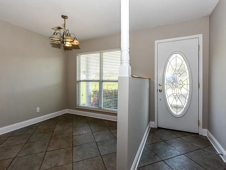 2411 Hallerins Ct — Photo 3