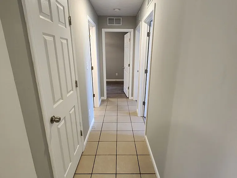 7110 SW Greenview Dr — Photo 15