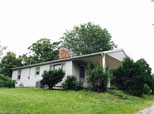 7098 State Route 164, Lisbon, OH 44432