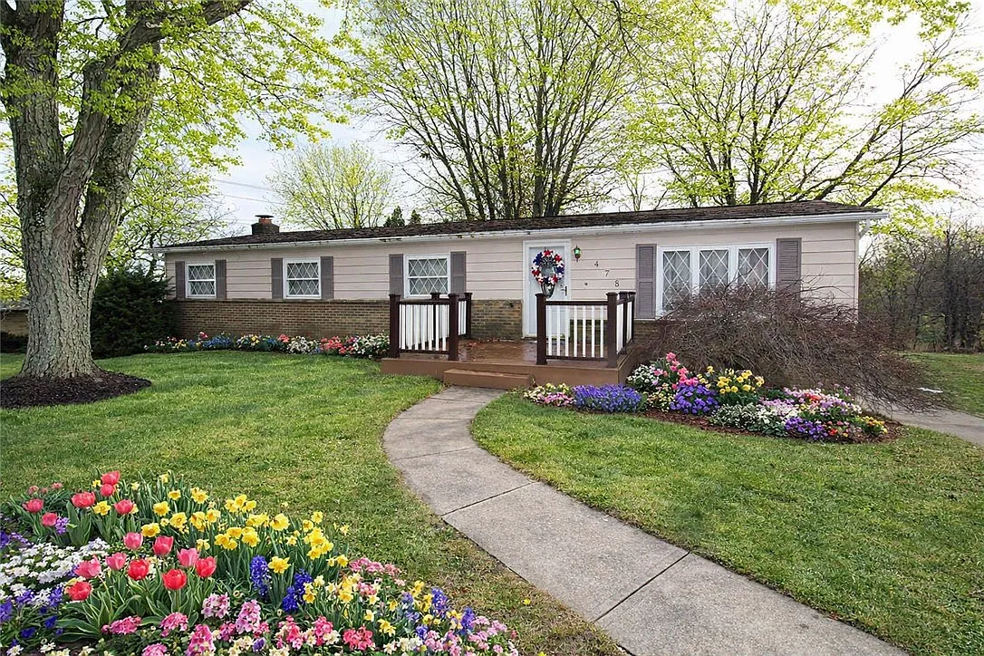 478 Cecil Henderson Rd photo 1