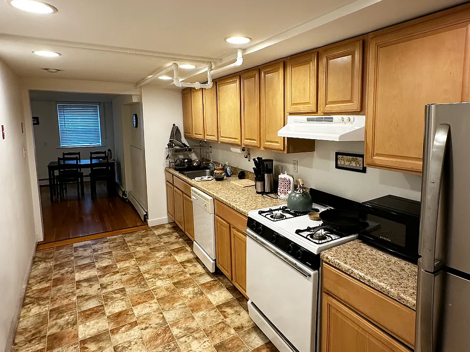 20 Nash St #1