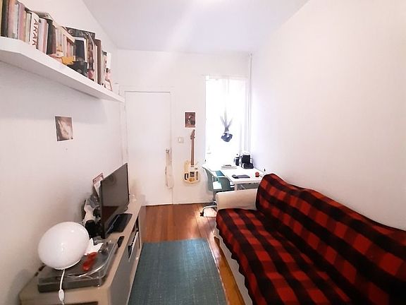 2nd image of 377 Sumpter St #2B