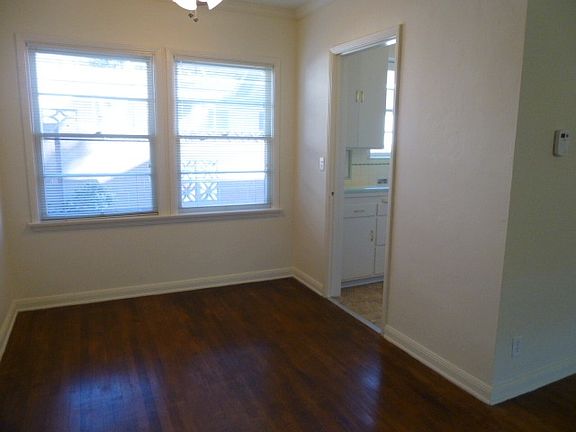 4th image of 731 E Orange Grove Ave APT A