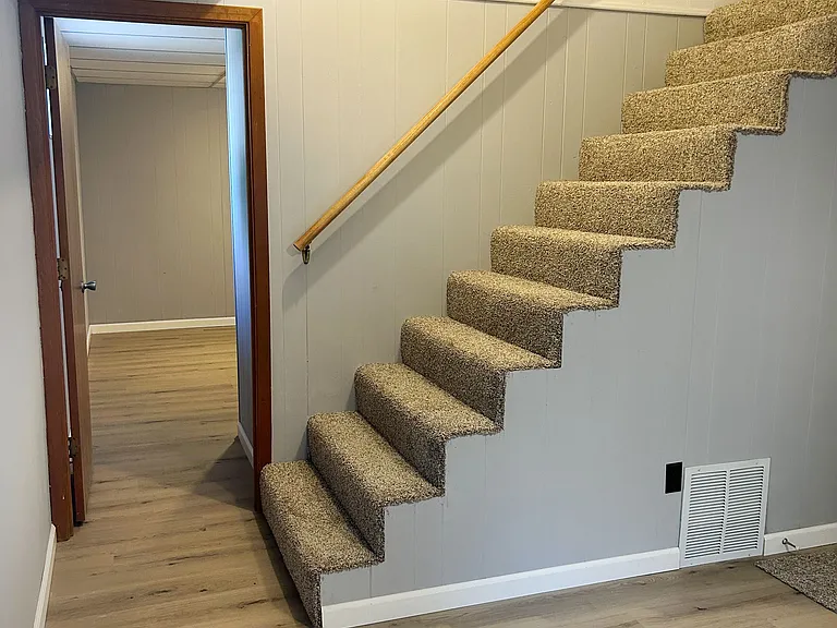 454 Hutton Ln #A — Photo 14