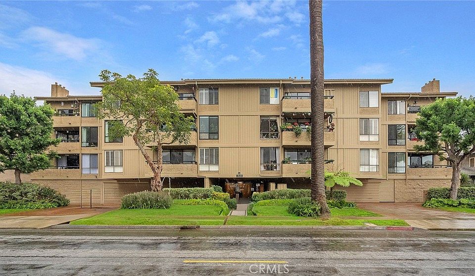 1st image of 2538-104 E 2nd St