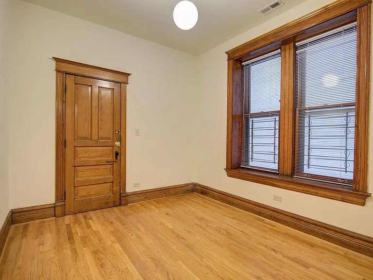 1433 N Wells St #1R — Photo 7
