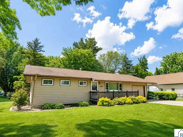 504 S Agency St, Eagle Lake, MN 56024