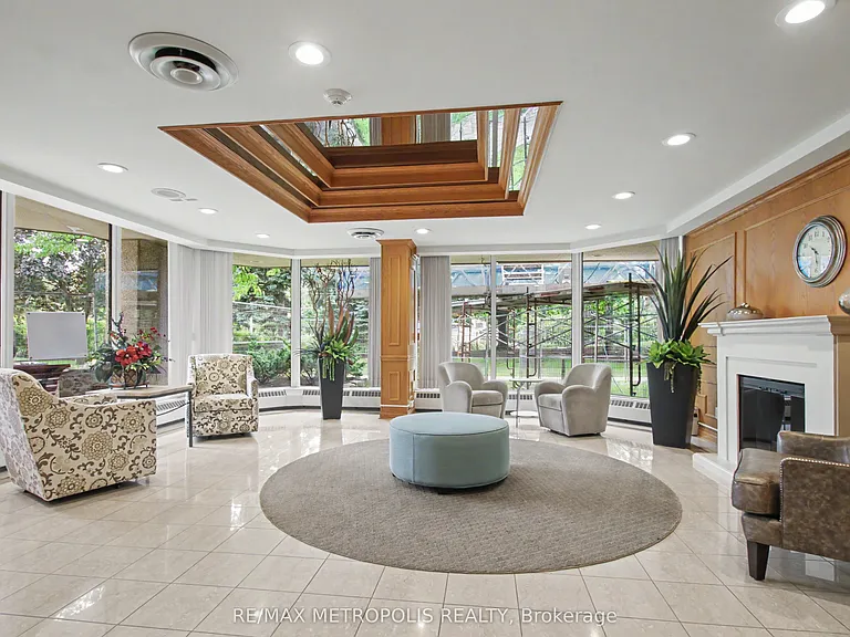 6 Willow St #1004 — Photo 4