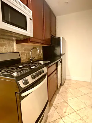 Rented by Corcoran | media 17