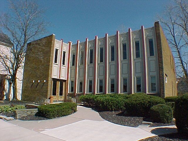 30 Park Drive, Office Building in Berea, Ohio