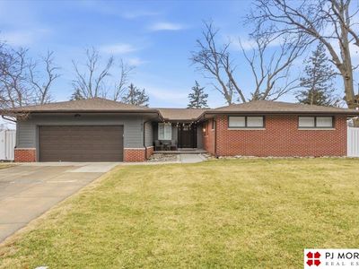 11825 Hickory Rd, Omaha, NE, 68144