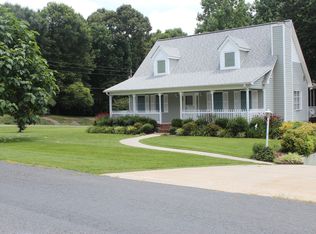 115 Lark Crest Ln, Winston Salem, NC 27127
